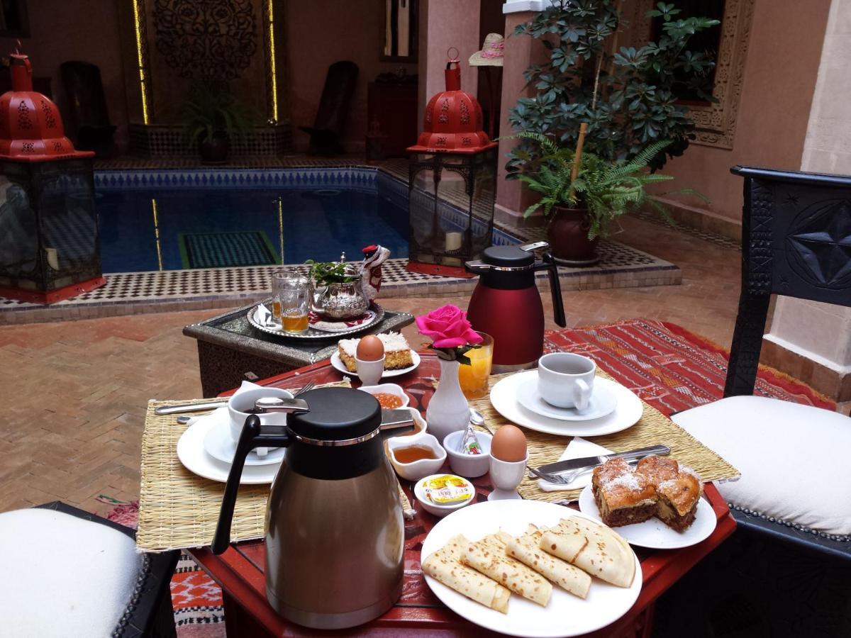 Riad La Rose D'Orient マラケシュ エクステリア 写真